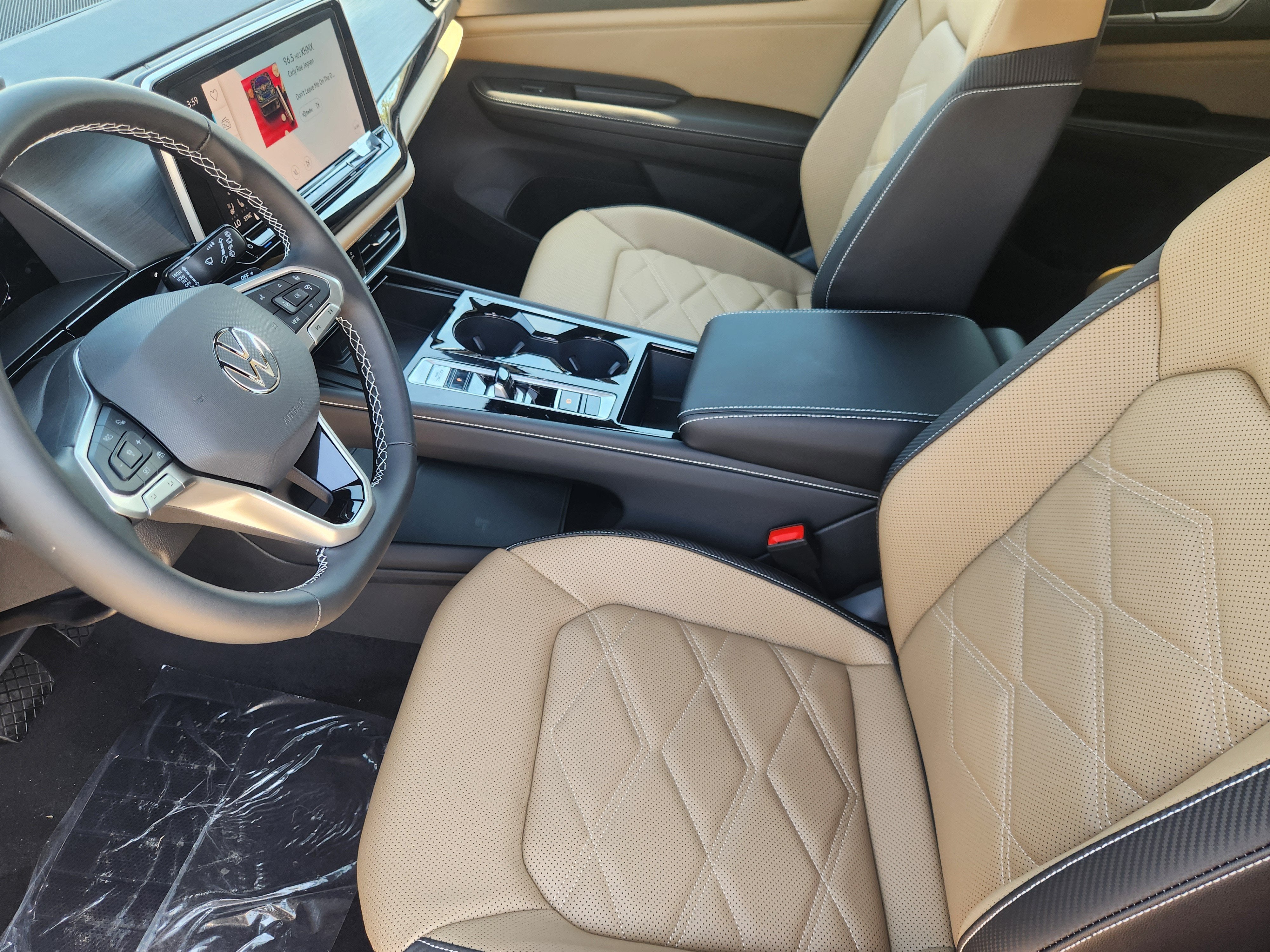 2026 Volkswagen Atlas Cross Sport 2.0T SE w/Technology