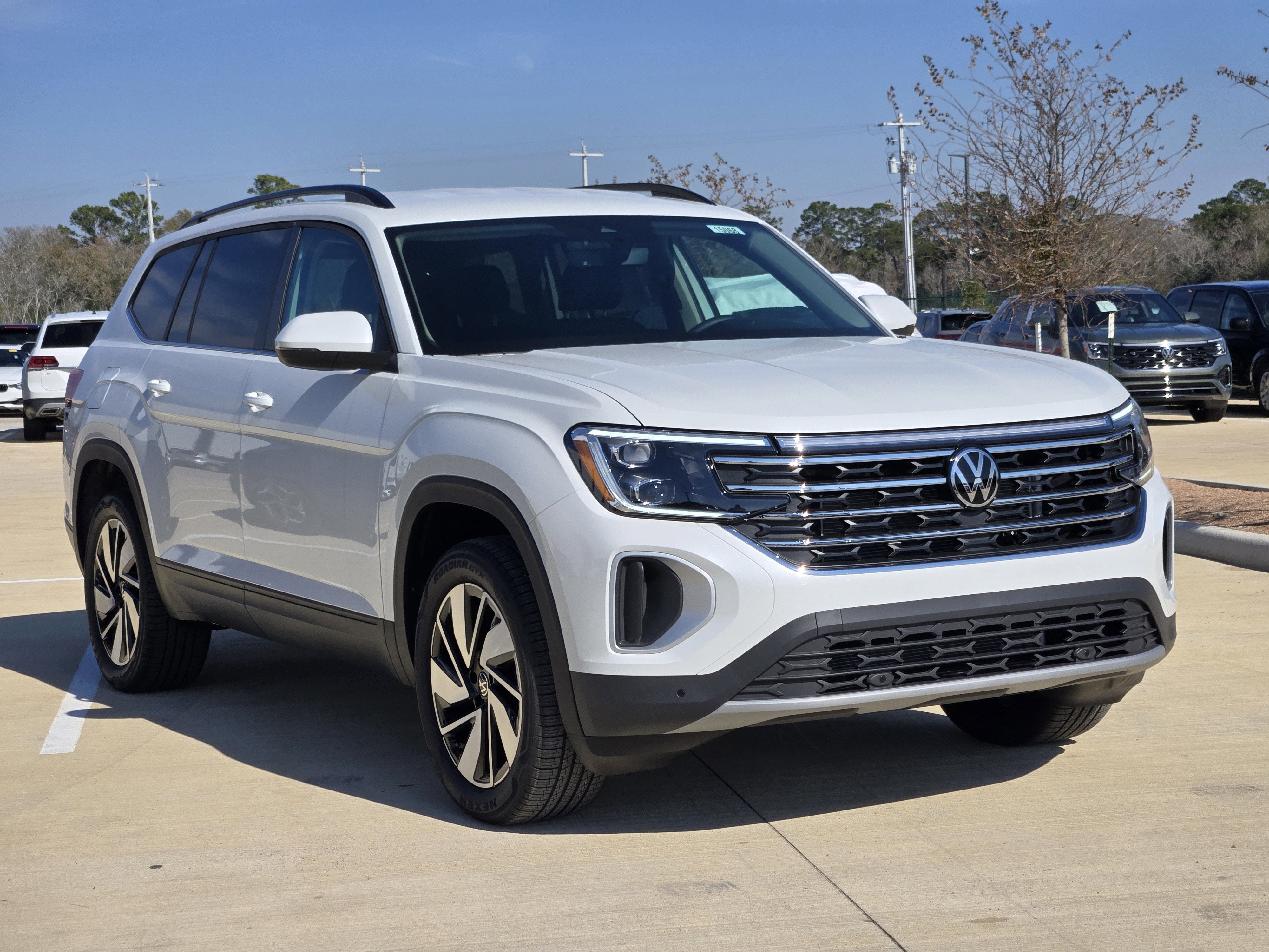 2026 Volkswagen Atlas 2.0T SE w/Technology
