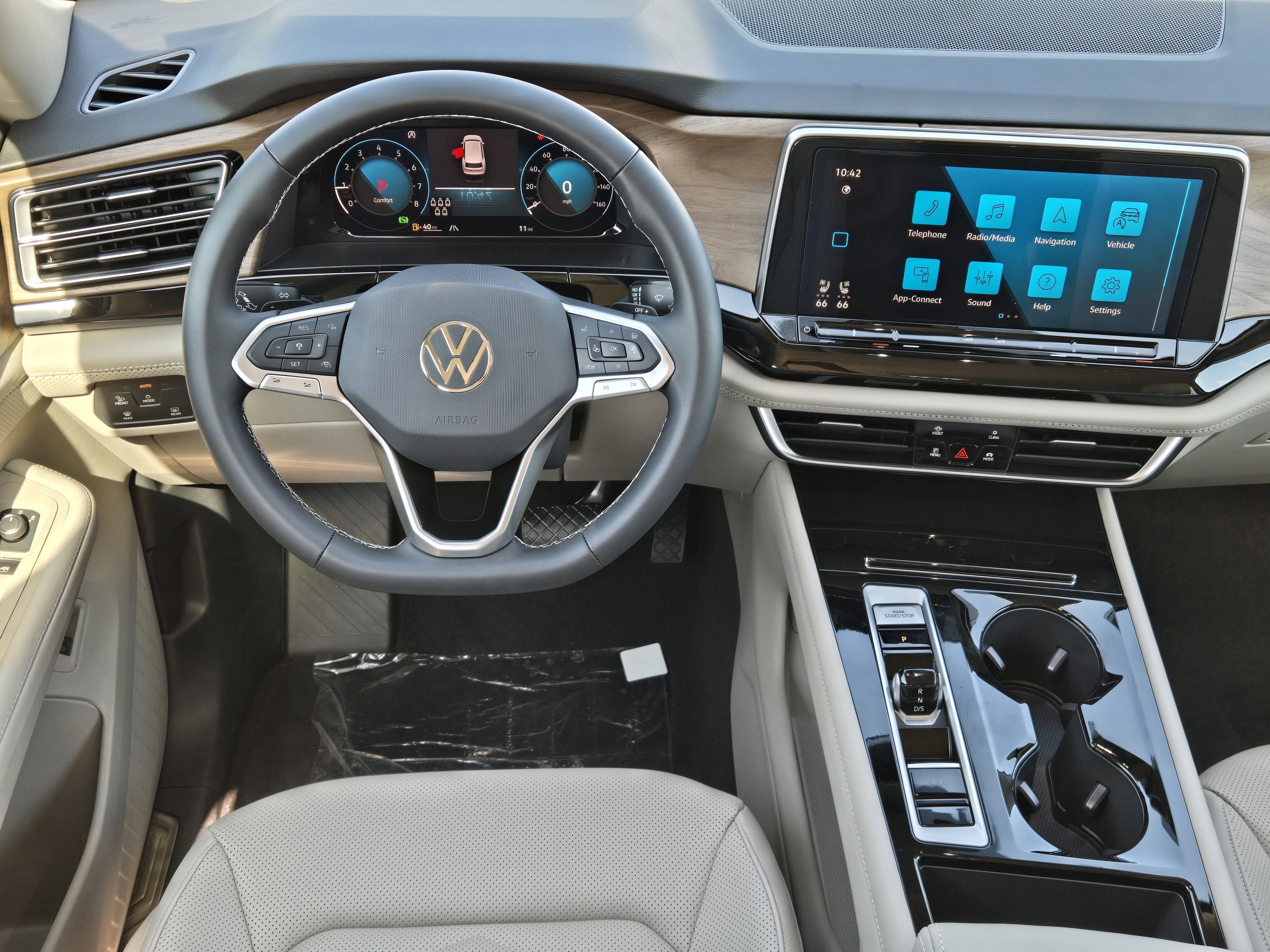 2026 Volkswagen Atlas 2.0T SE w/Technology