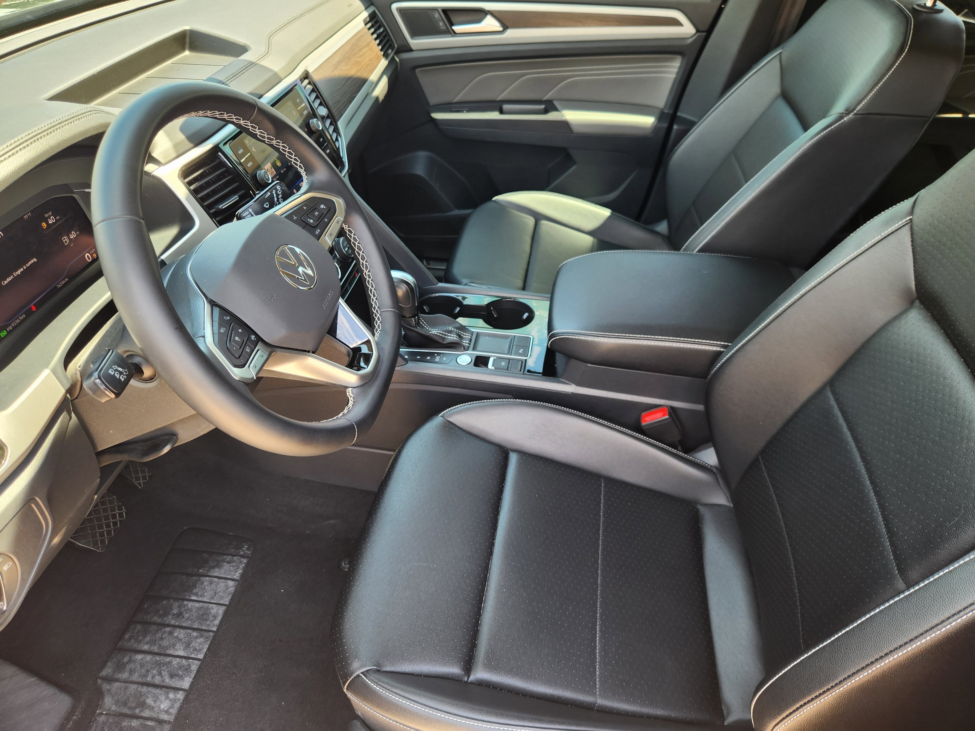 2023 Volkswagen Atlas 2.0T SE w/Technology
