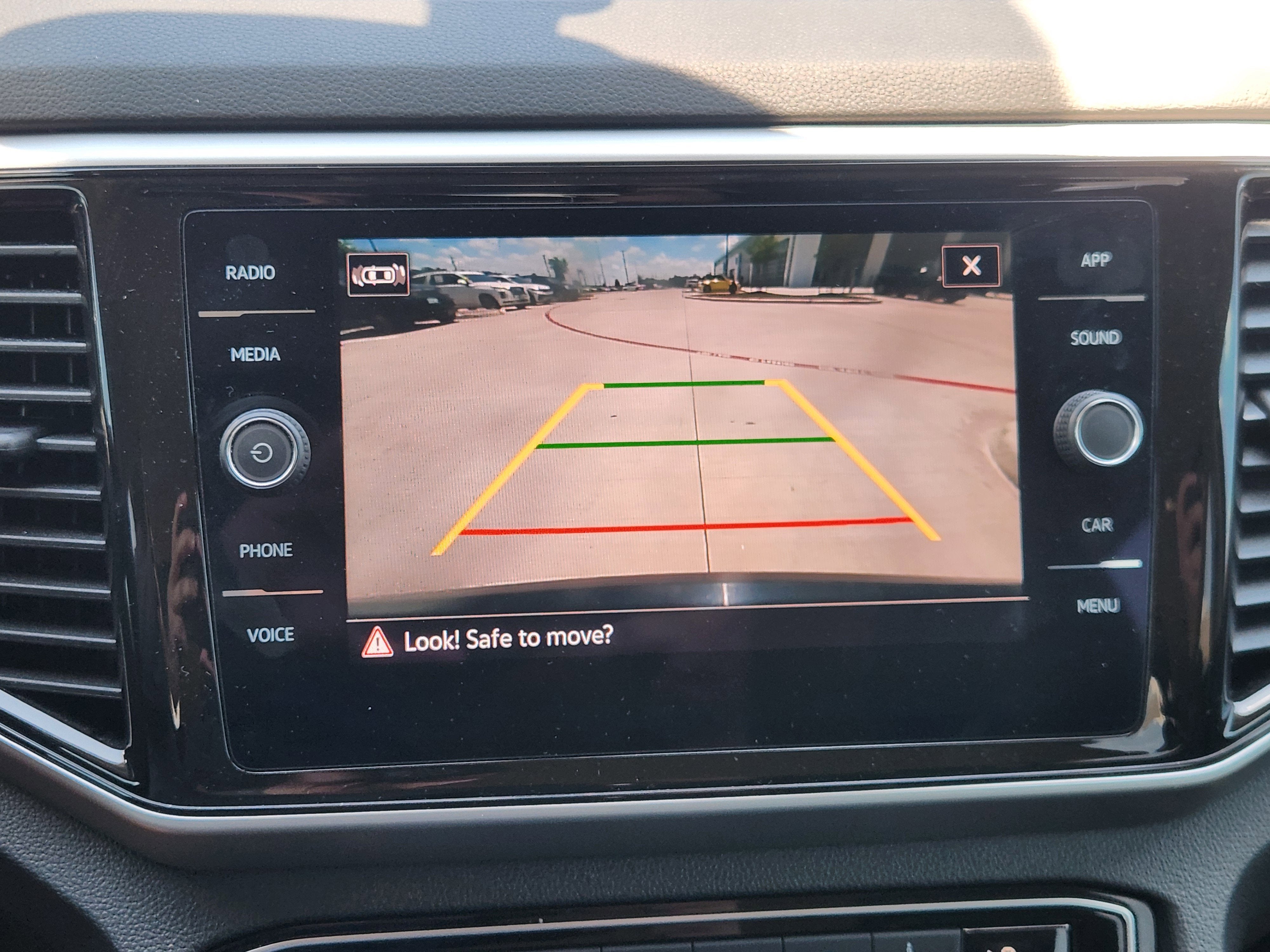 2023 Volkswagen Atlas 2.0T SE w/Technology