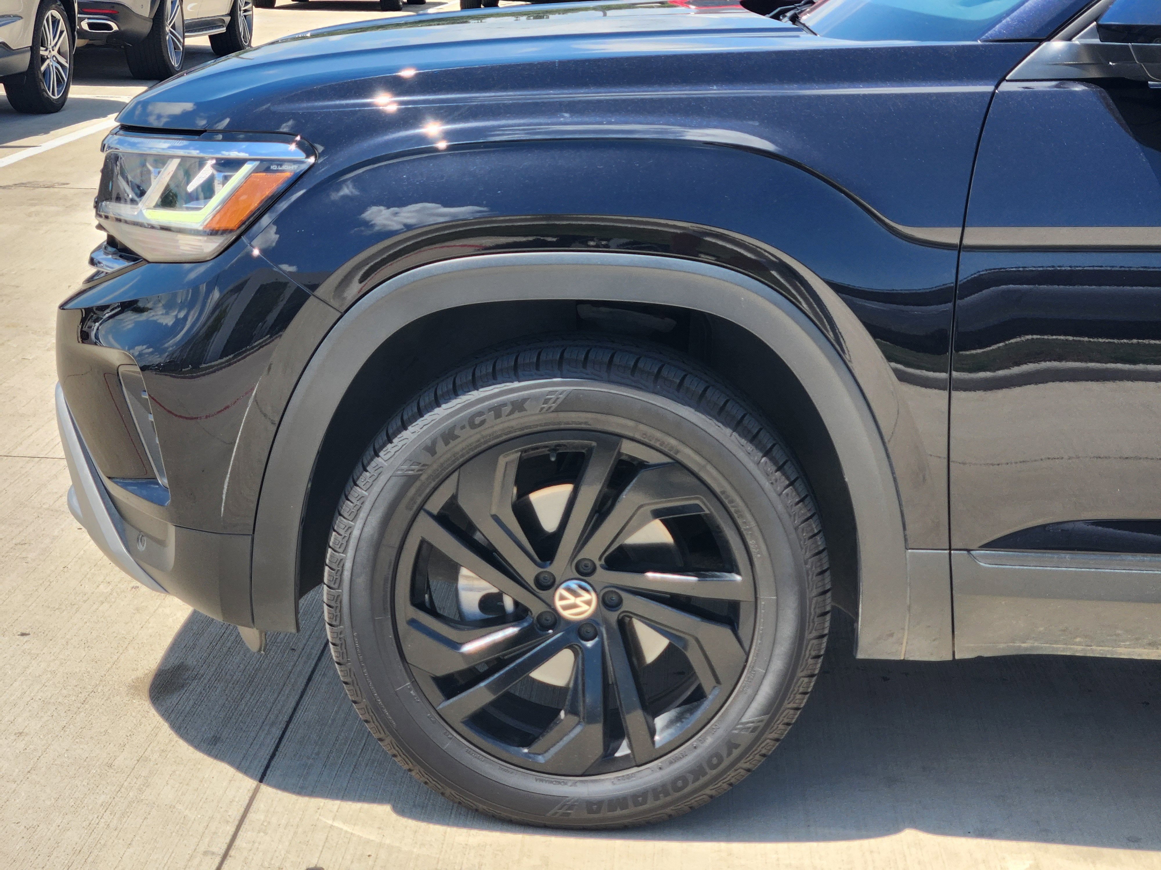 2023 Volkswagen Atlas 2.0T SE w/Technology