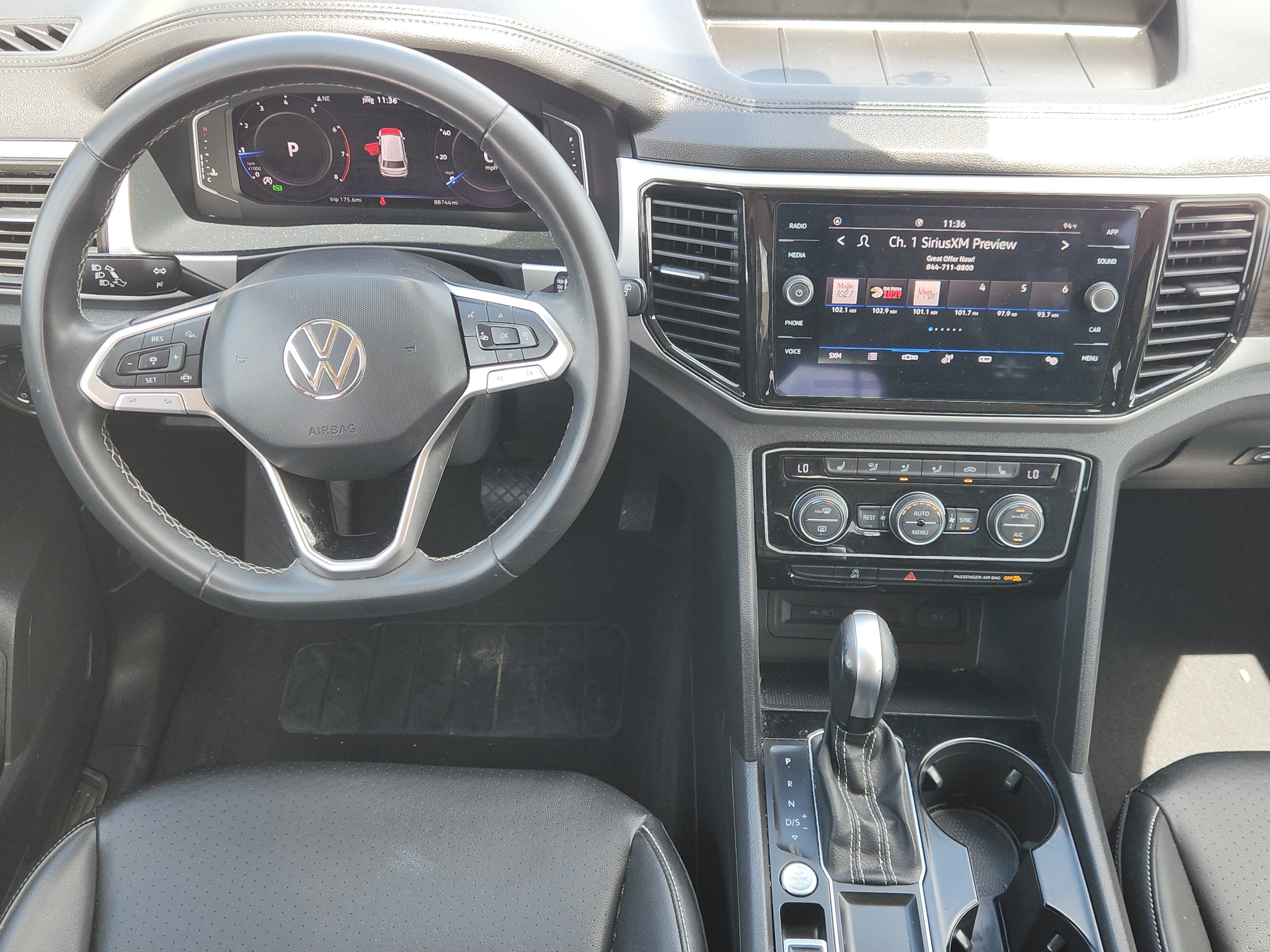 2023 Volkswagen Atlas 3.6L V6 SE w/Technology