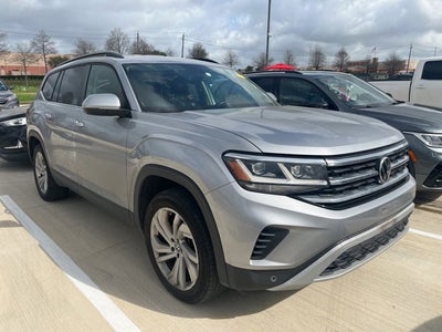 2022 Volkswagen Atlas 3.6L V6 SE w/Technology