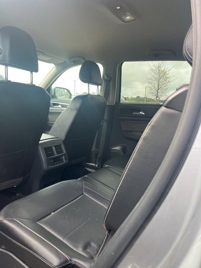 2022 Volkswagen Atlas 3.6L V6 SE w/Technology