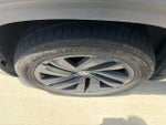 2020 Volkswagen Atlas Cross Sport 3.6L V6 SE w/Technology R-Line