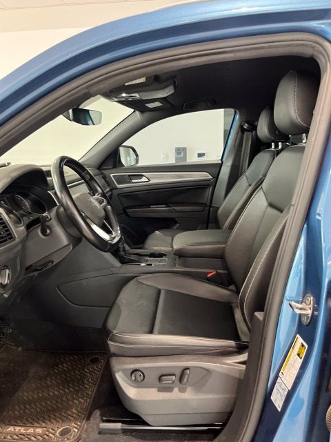 2020 Volkswagen Atlas Cross Sport 3.6L V6 SE w/Technology R-Line