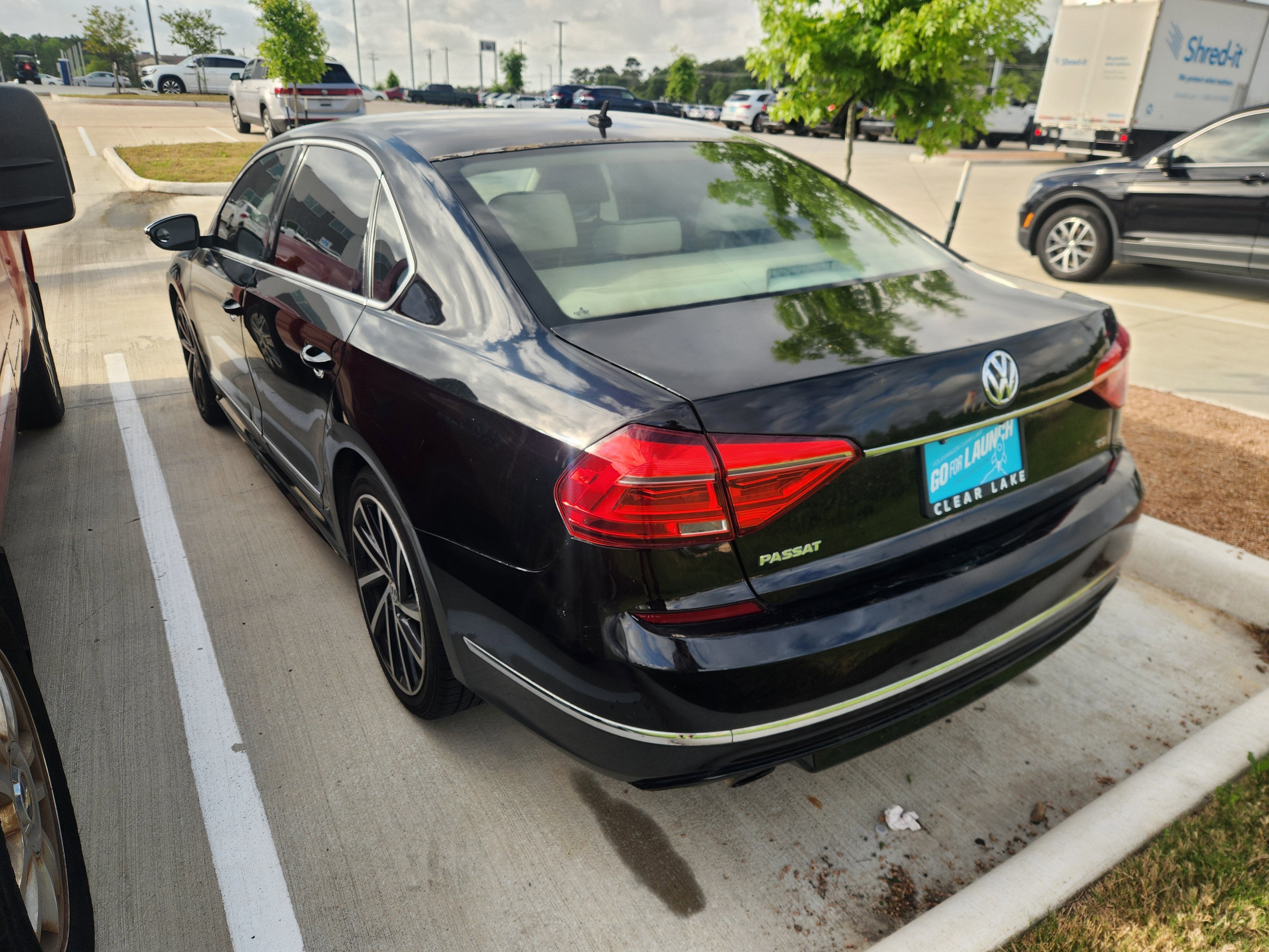2016 Volkswagen Passat 1.8T R-Line