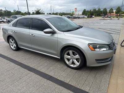 2012 Volkswagen Passat 2.5 SE