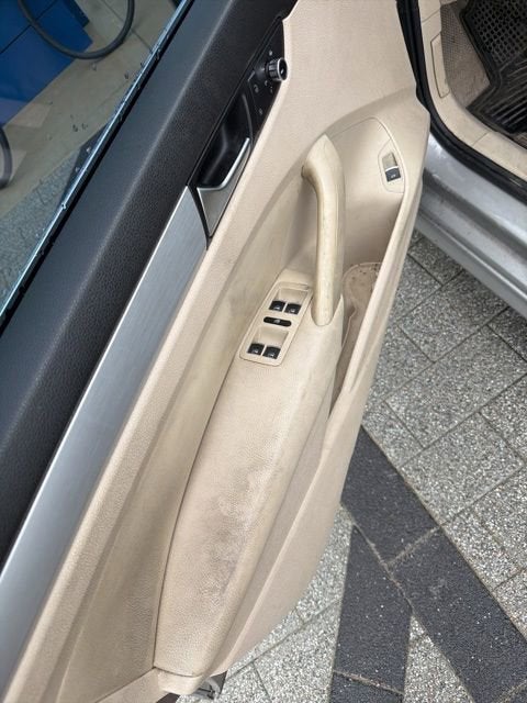 2012 Volkswagen Passat 2.5 SE