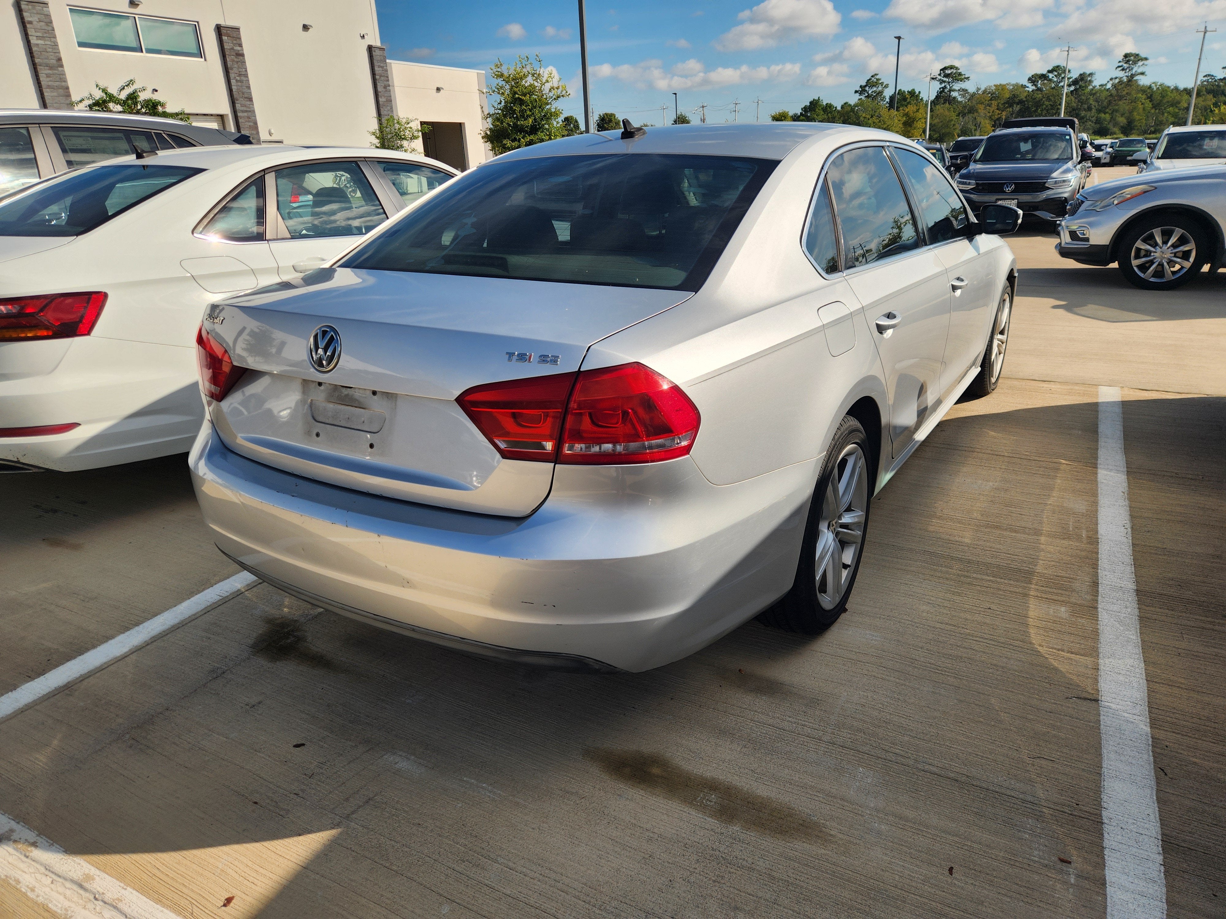 1VWBS7A33EC079879