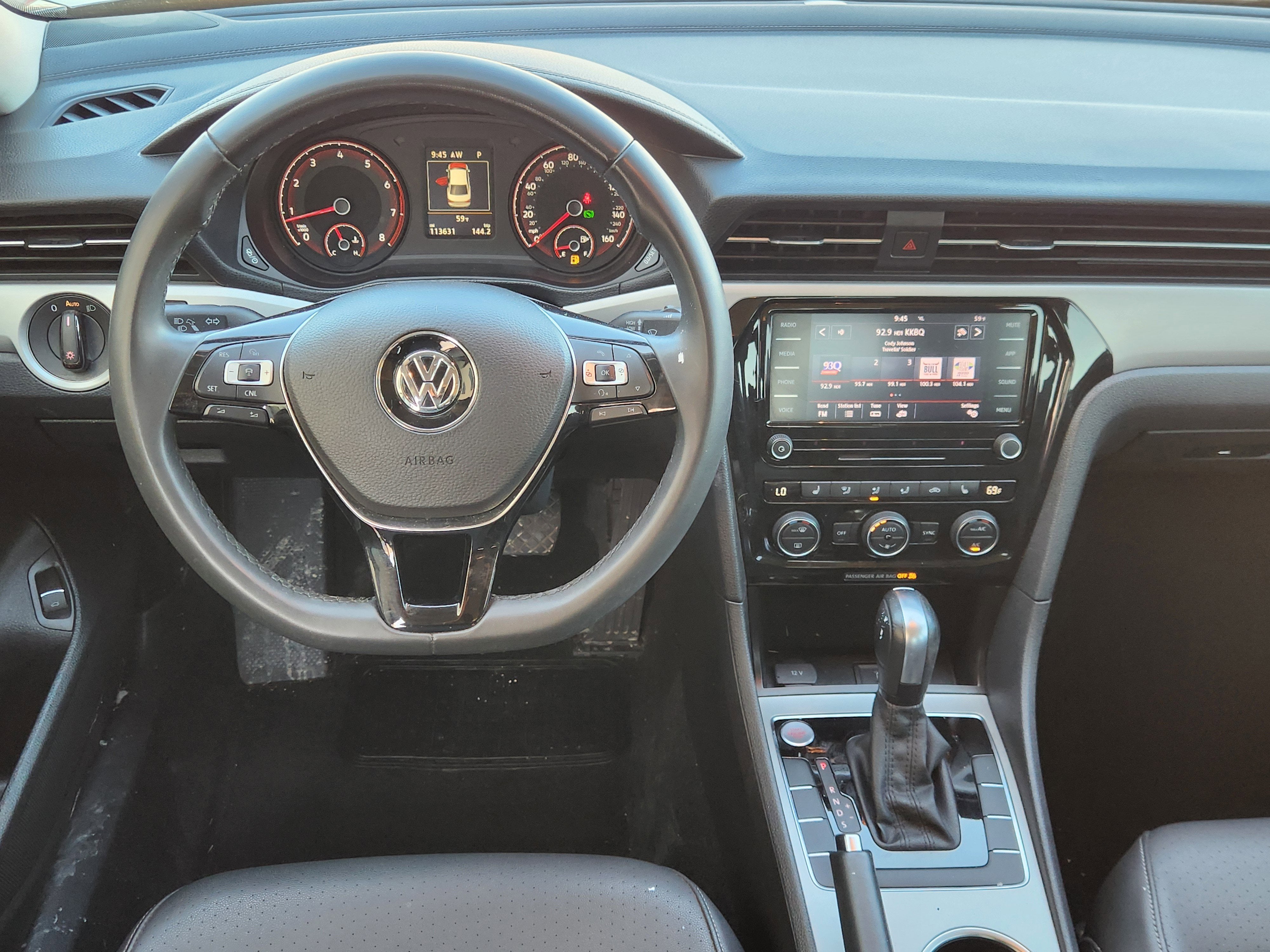 2022 Volkswagen Passat 2.0T SE