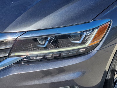 2022 Volkswagen Passat 2.0T SE