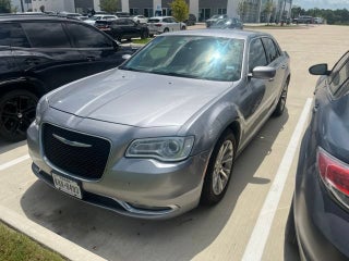 2018 Chrysler 300 Touring