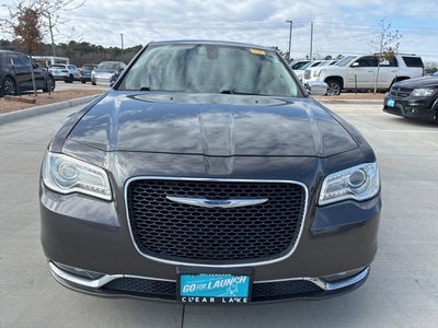 2019 Chrysler 300 Limited
