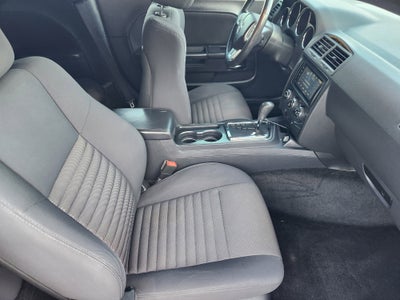 2013 Dodge Challenger SXT