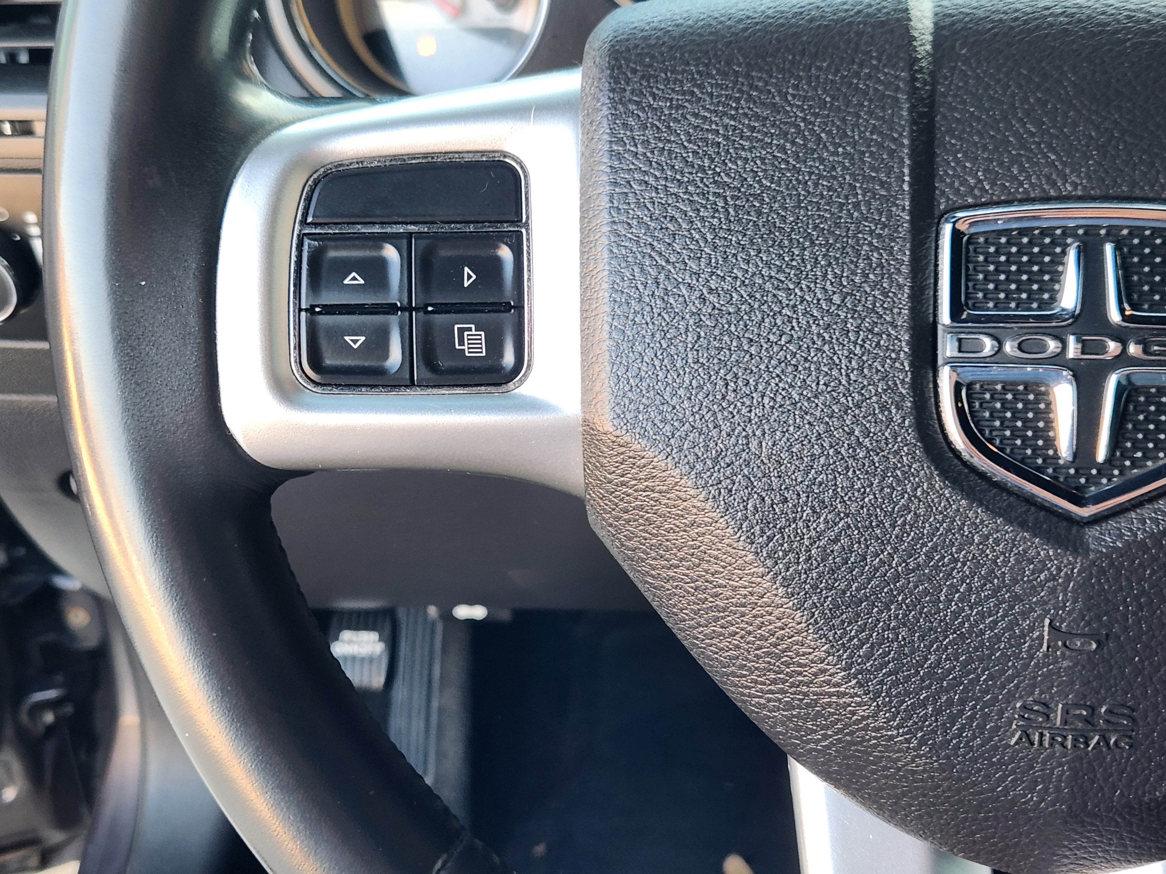 2013 Dodge Challenger SXT