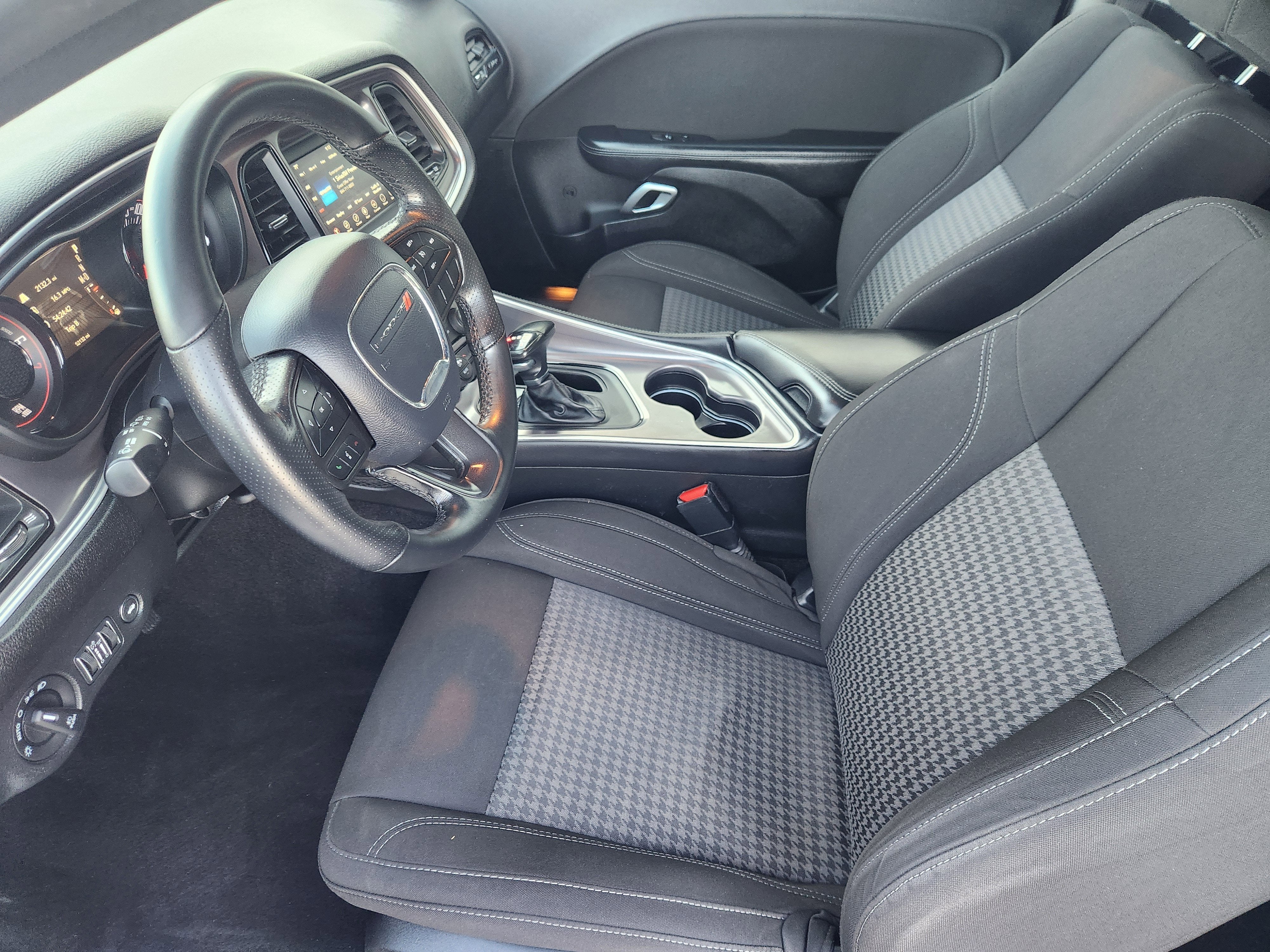 2020 Dodge Challenger SXT