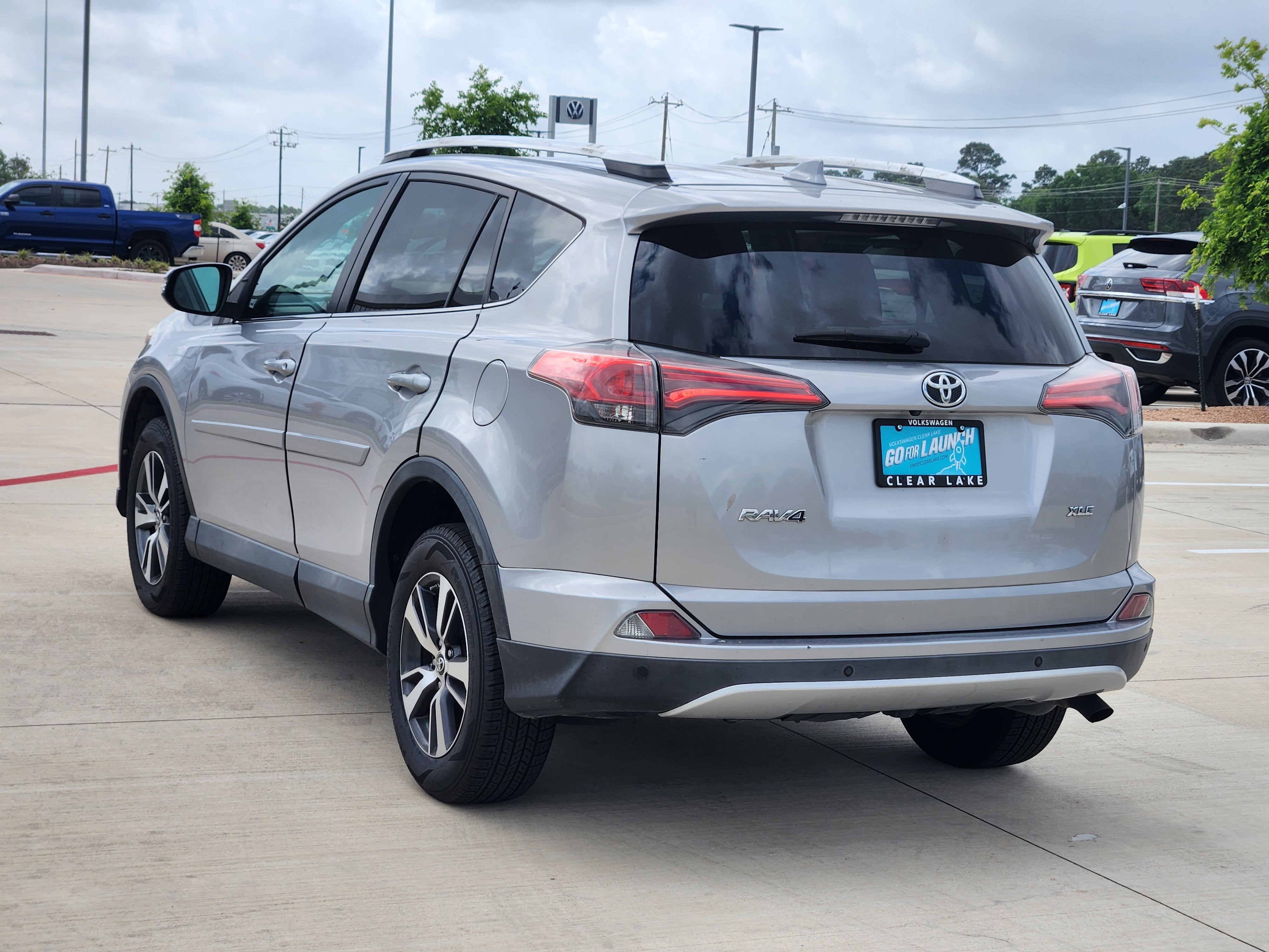 2016 Toyota RAV4 XLE