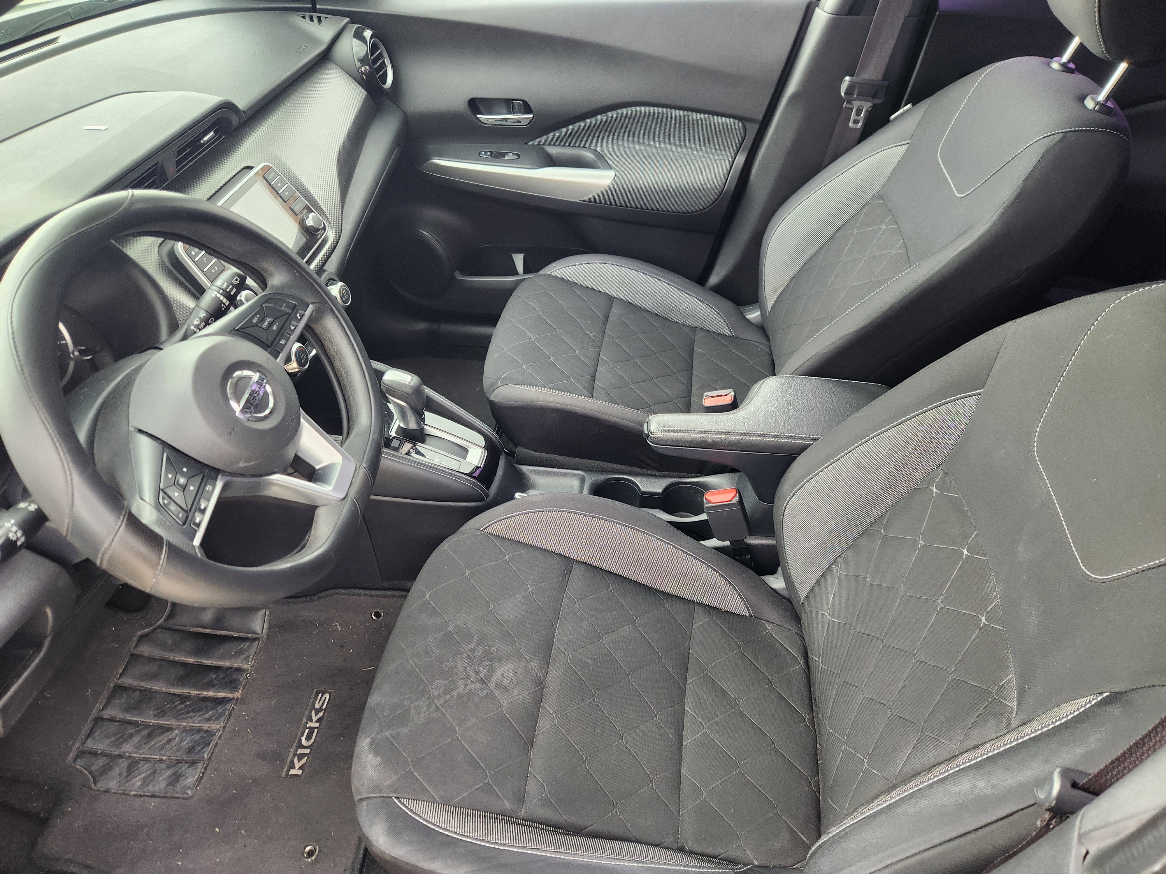 2020 Nissan Kicks SV