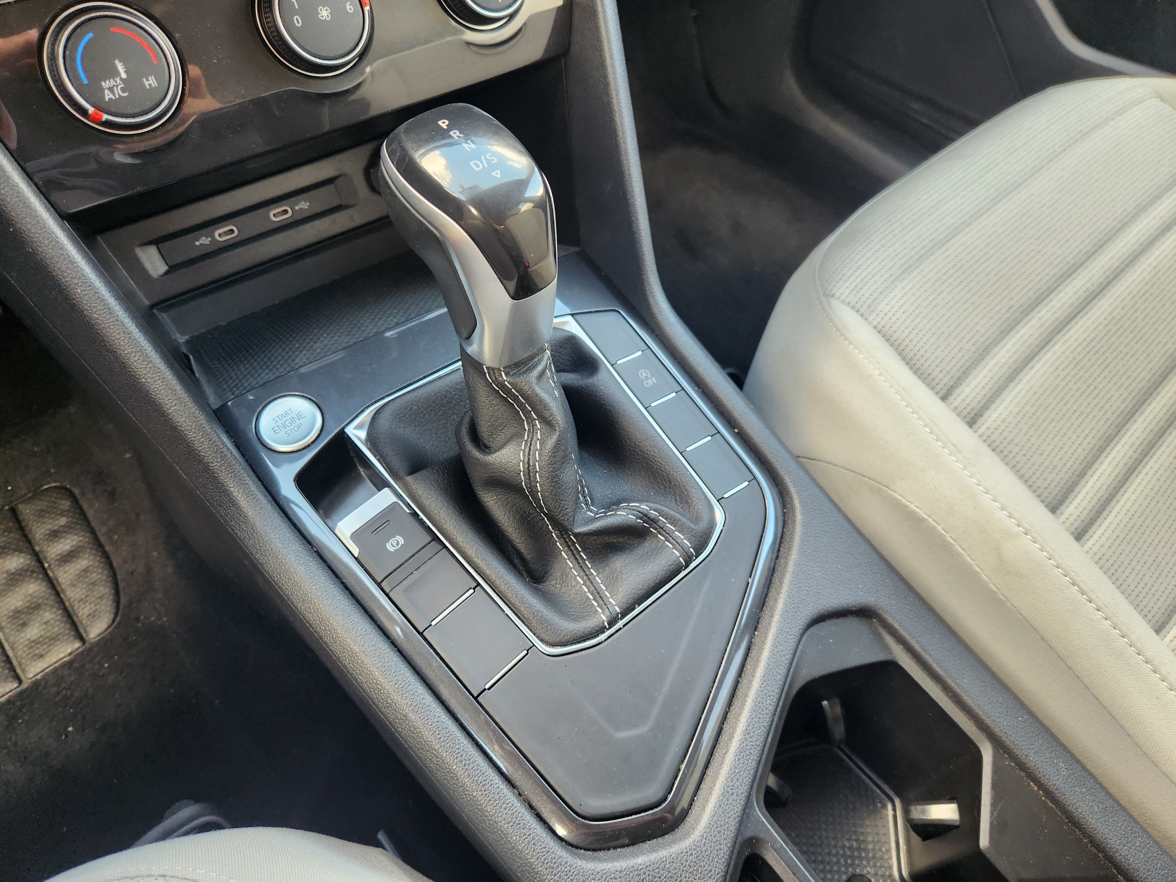 2022 Volkswagen Tiguan S