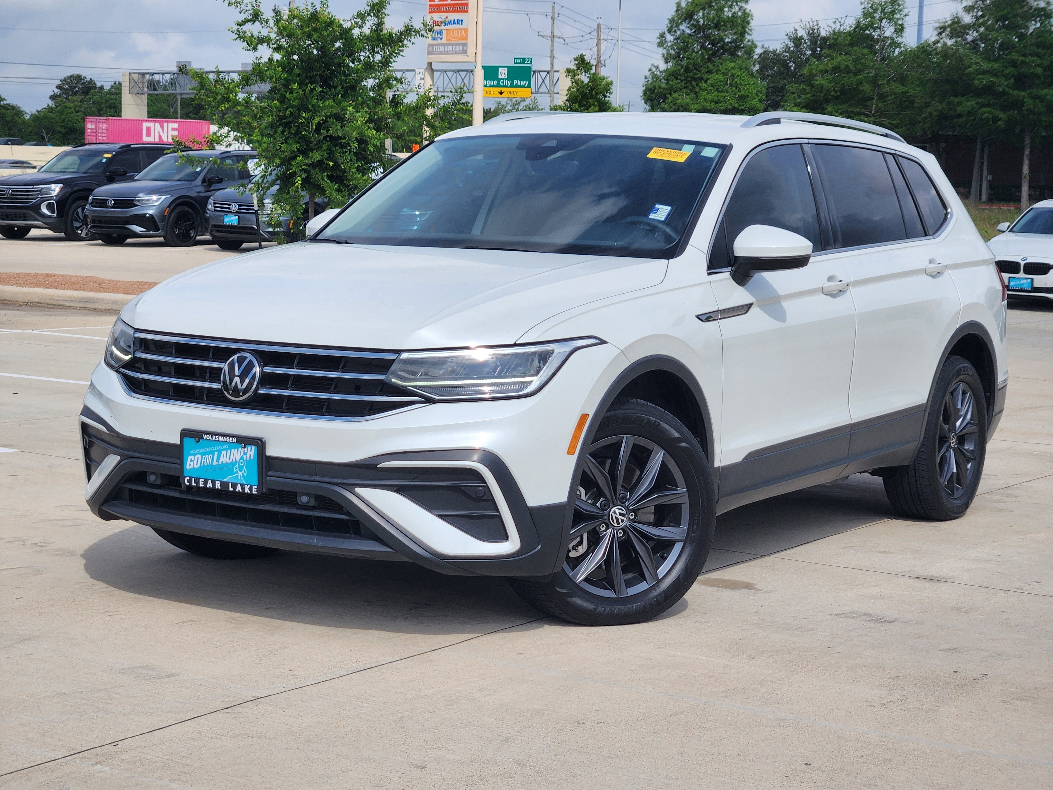 2023 Volkswagen Tiguan SE
