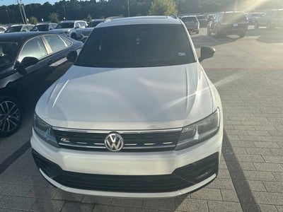 2020 Volkswagen Tiguan SE R-Line Black