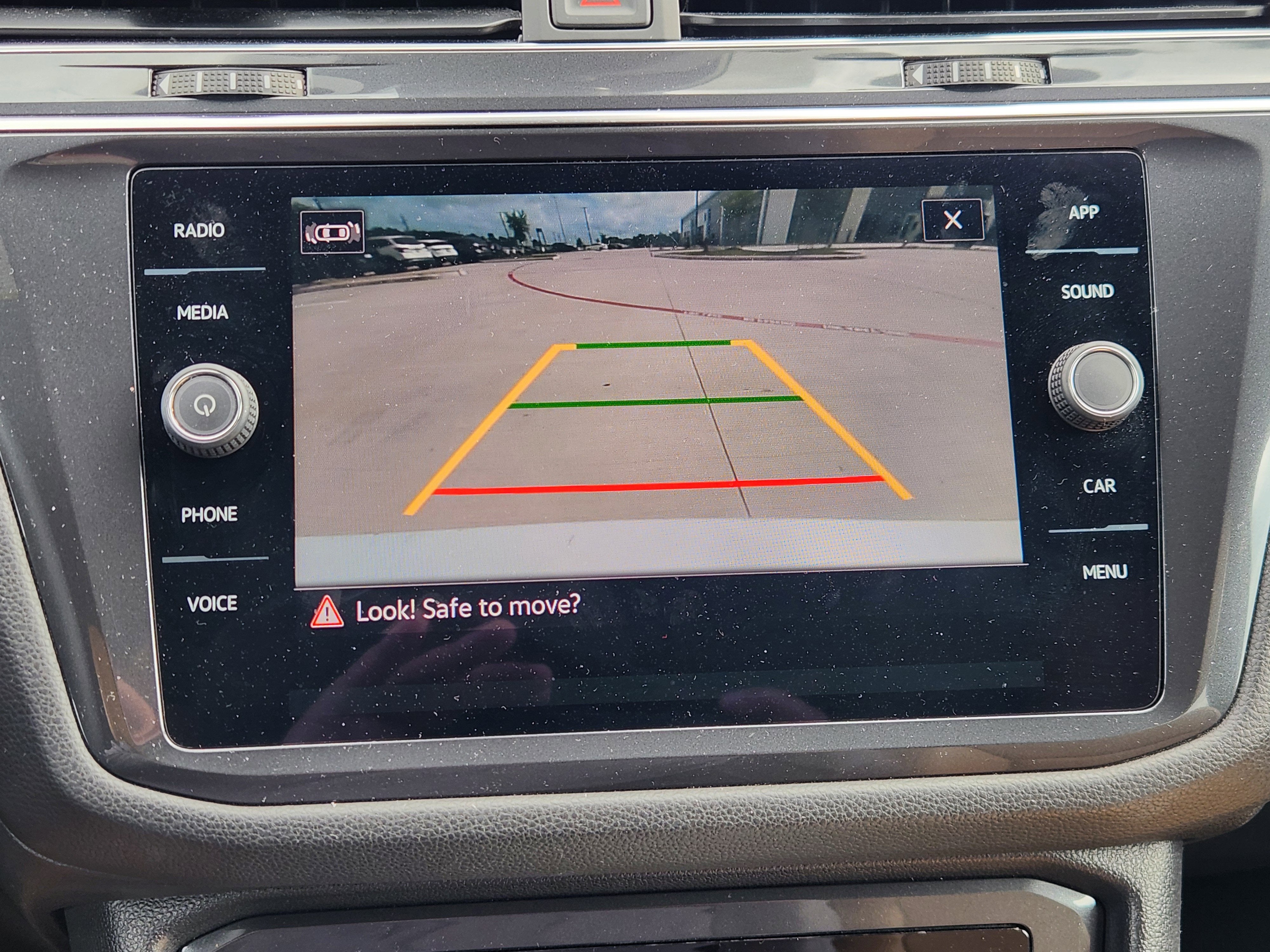 2023 Volkswagen Tiguan SE