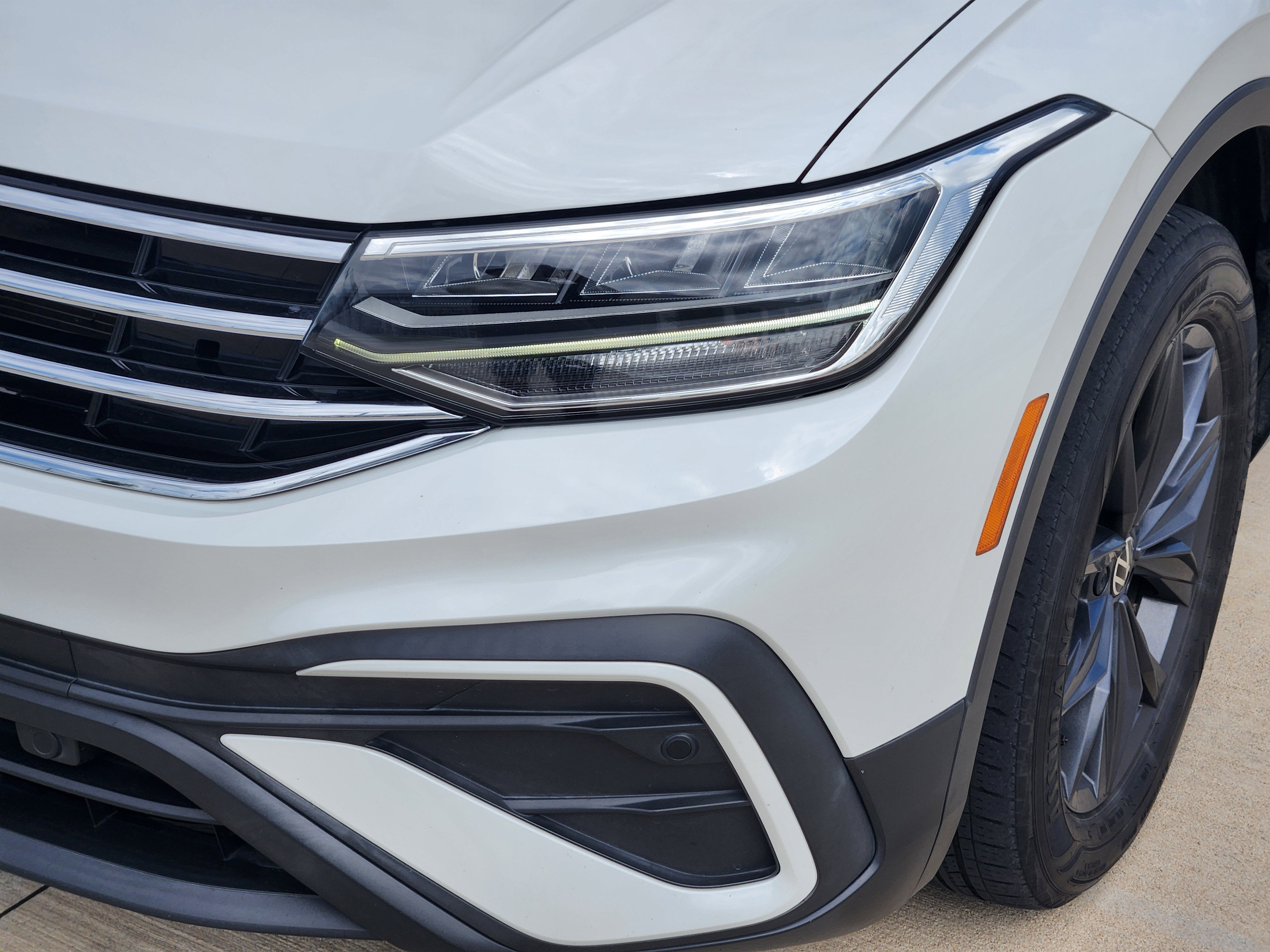 2023 Volkswagen Tiguan SE