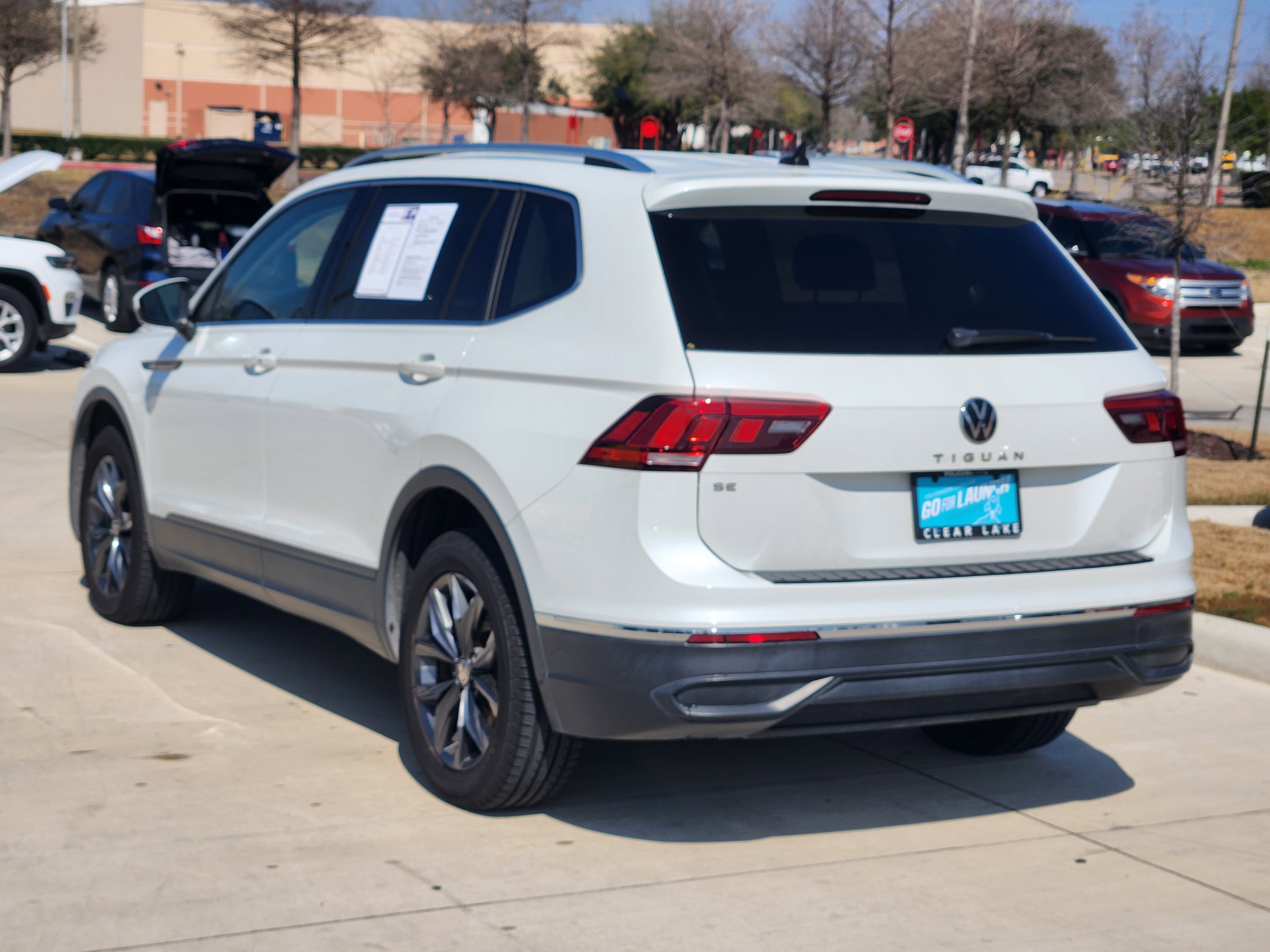 2023 Volkswagen Tiguan SE