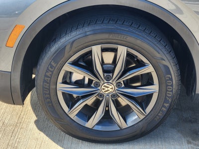 2023 Volkswagen Tiguan SE