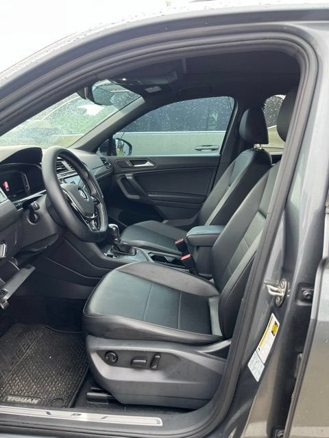 2019 Volkswagen Tiguan 2.0T SEL R-Line