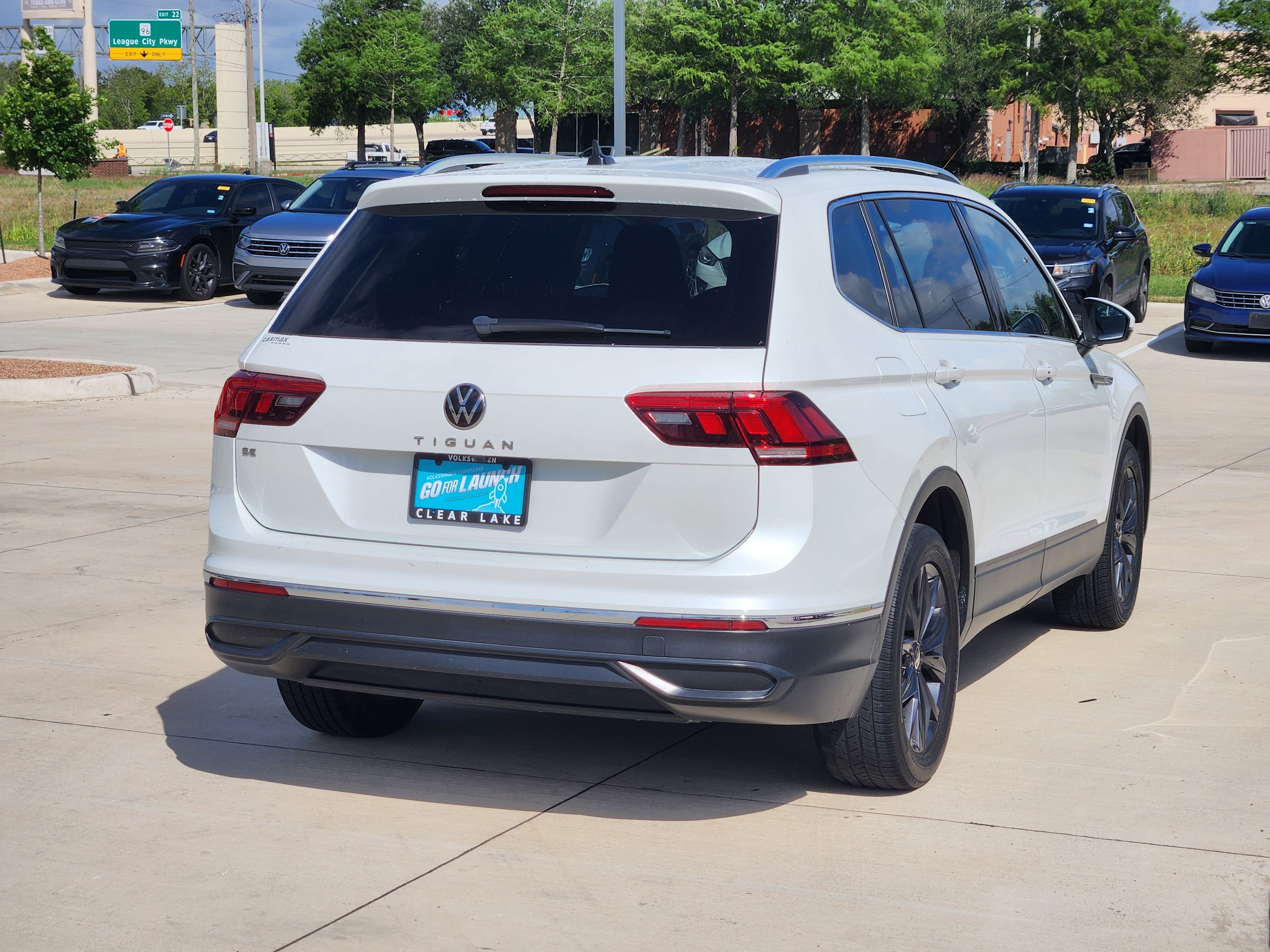 2023 Volkswagen Tiguan SE