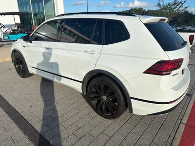 2021 Volkswagen Tiguan SE R-Line Black