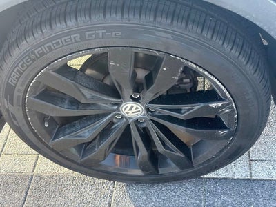 2021 Volkswagen Tiguan SE R-Line Black