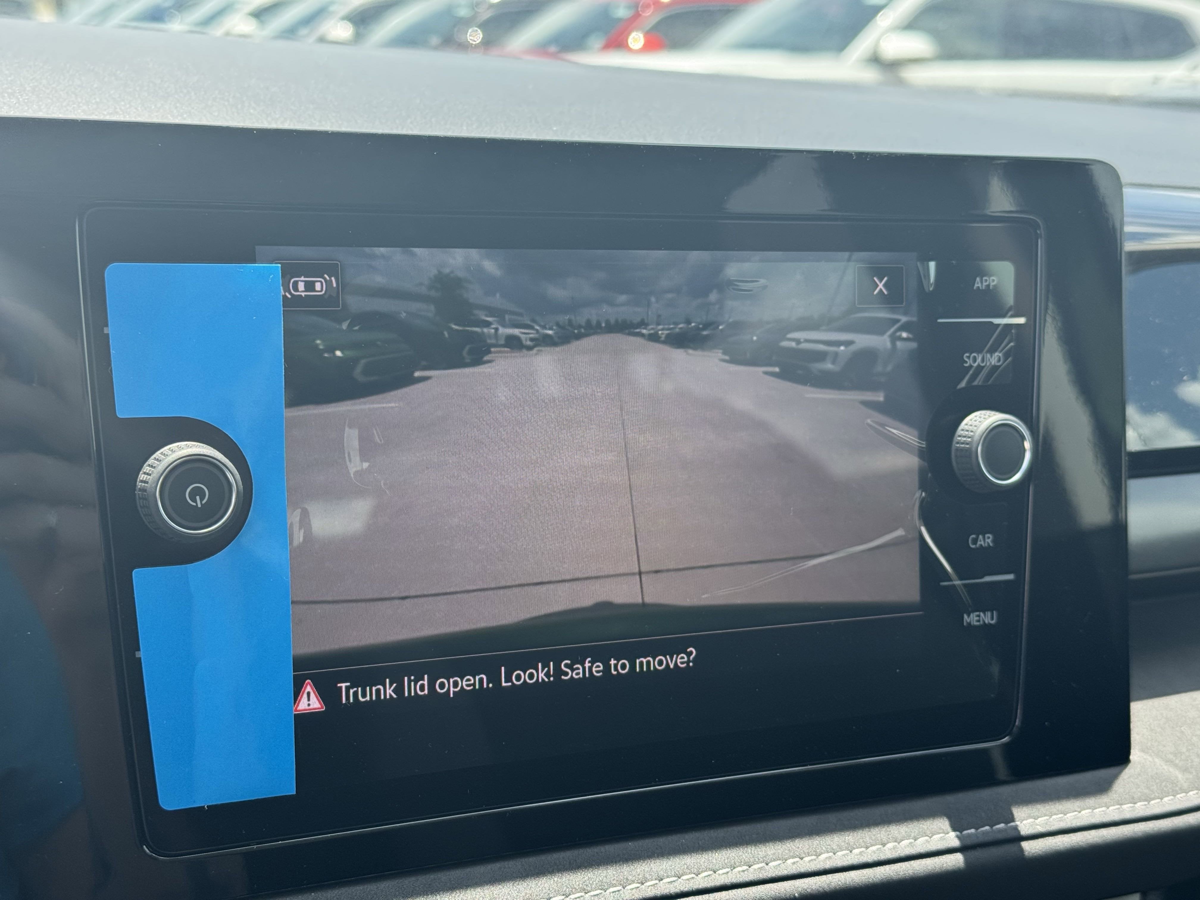 2025 Volkswagen Taos SE Black