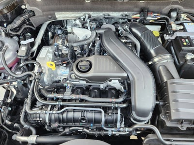 2026 Volkswagen Taos SE Black