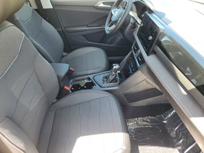 2026 Volkswagen Taos SE Black