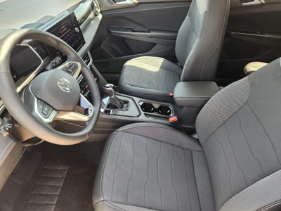 2026 Volkswagen Taos SE Black
