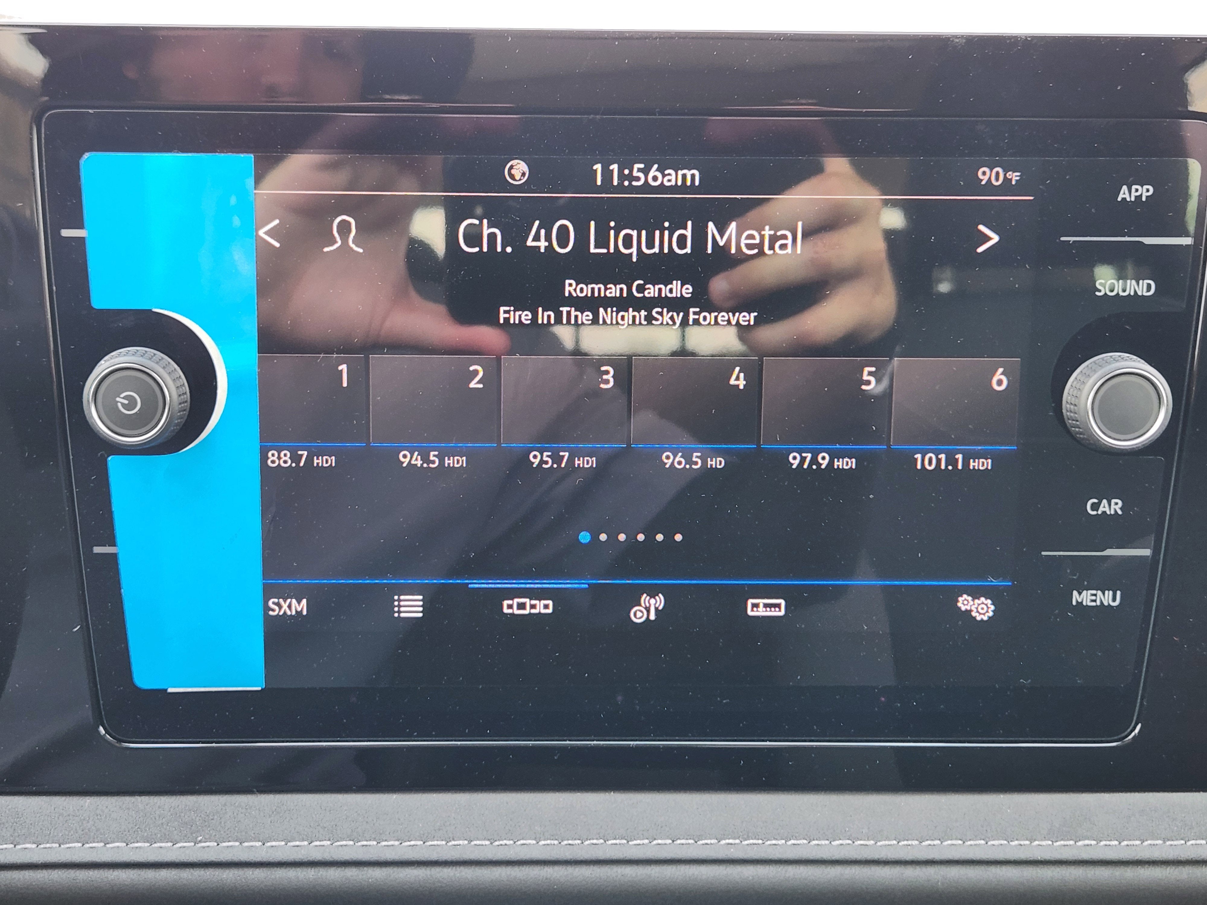 2025 Volkswagen Taos SE Black