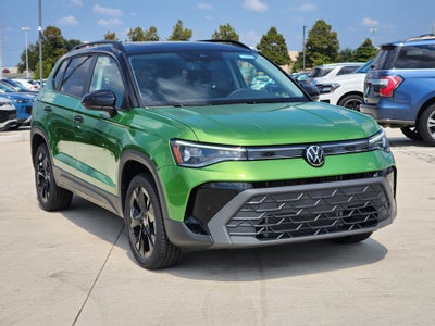 2025 Volkswagen Taos SE Black