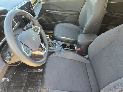 2026 Volkswagen Taos SE Black