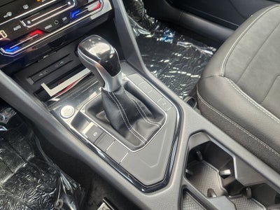 2026 Volkswagen Taos SE Black