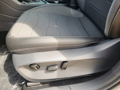2027 Volkswagen Taos SE Black