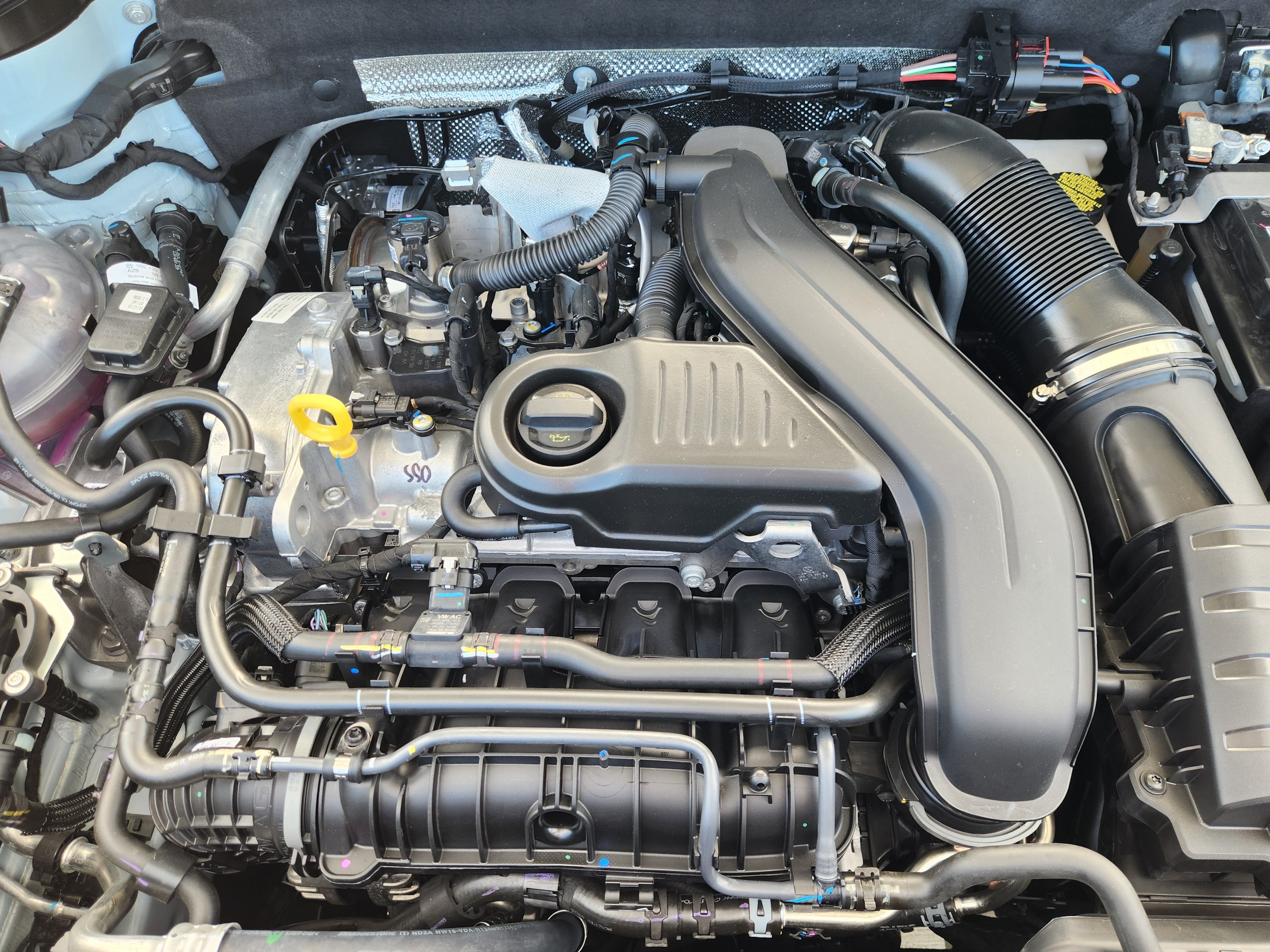 2027 Volkswagen Taos SE Black