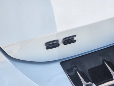 2027 Volkswagen Taos SE Black