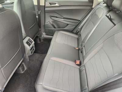 2027 Volkswagen Taos SE Black