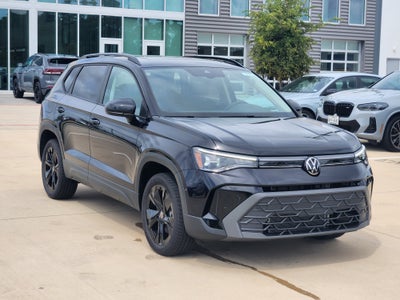2027 Volkswagen Taos SE Black