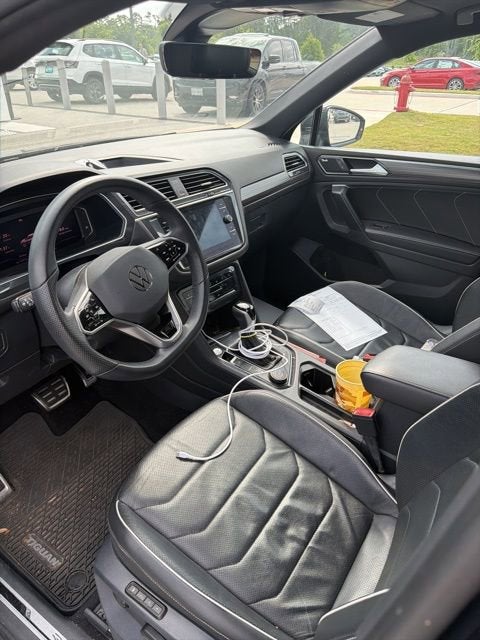 2024 Volkswagen Tiguan SEL R-Line