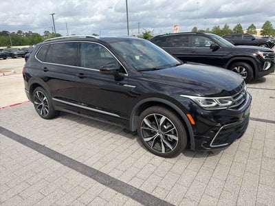 2024 Volkswagen Tiguan SEL R-Line